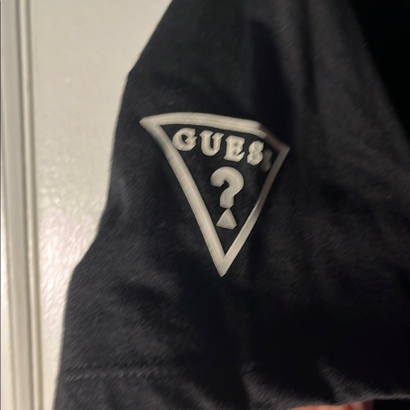 GUESS Black Graphic Men's T-Shirt - Picture 8 of 11